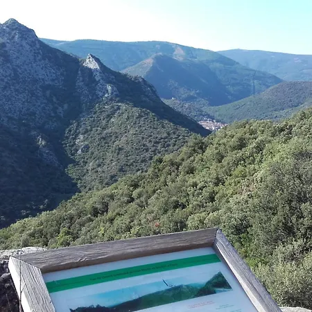 度假居 Le Roc De L'aigle Cabrespine