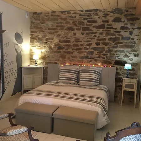 Le Roc De L'aigle 度假居